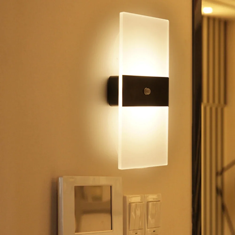 Перезаряжаемые через USB настенные светильники Домашнее освещение с датчиком движения В помещении Прикроватная лампа для спальни Декоративные светильники для коридора лестницы Настенный светильник