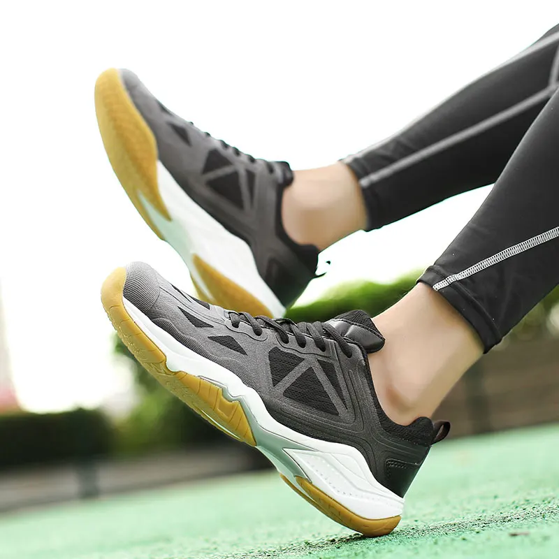 Новая обувь для настольного тенниса, Уличная сетчатая дышащая женская профессиональная спортивная обувь Унисекс, Молодежная обувь для тренировок по теннису